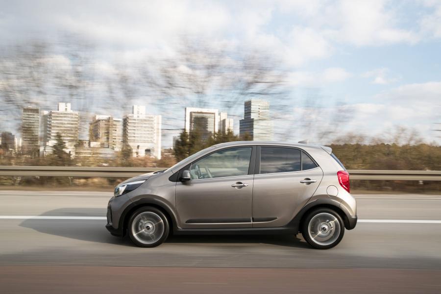 Kia Picanto X-Line (JA) 2017 года  (WW) (фото 7 из 30)